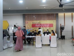 PT KAI: Minat Rapid Test Pemudik di Stasiun Senen Cukup Tinggi PT KAI: Minat Rapid Test Pemudik di Stasiun Senen Cukup Tinggi