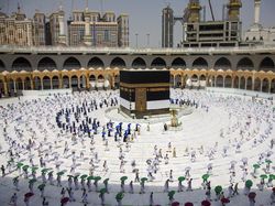 Arab Saudi akan Evaluasi Ibadah Haji 2020 dan Persiapkan Buka Opsi Umrah