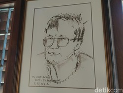 Bikin Karya tentang Rasulullah, Impian Ajip Rosidi Sebelum Meninggal