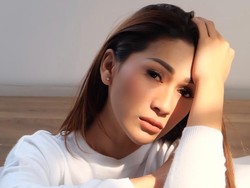 Brotoseno Dipecat Polri, Dukungan Tata Janeeta yang Tiada Henti