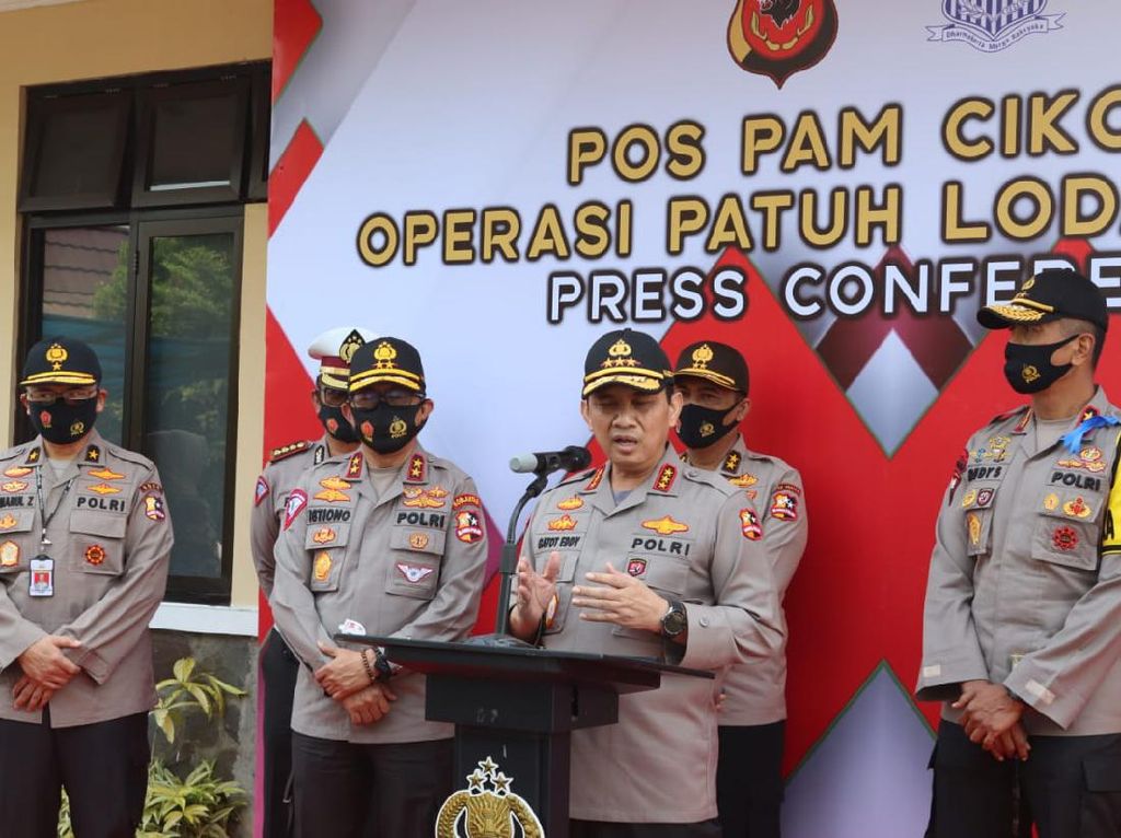 Wakapolri Minta Polda Tindak Penyebar Hoax soal Corona: Tahan Jika Perlu Wakapolri Minta Polda Tindak Penyebar Hoax soal Corona: Tahan Jika Perlu