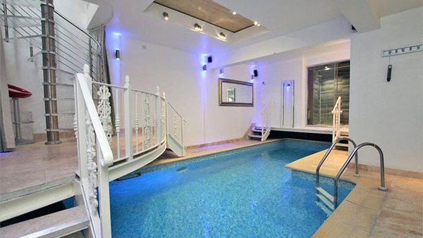 Wow! Apartemen Ini Ada Kolam Renang Indoornya Lho