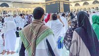 Jamaah Haji Terbatas, Para Selebriti Rindu Tanah Suci