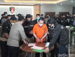 Kabareskrim-Kejagung Tanda Tangani Berkas Penyerahan Djoko Tjandra