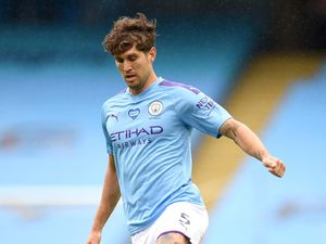 Pemain Manchester City Ini Disarankan Pindah Saja