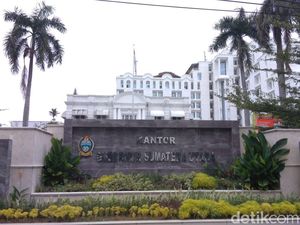 Bersih-bersih Pemprov Sumut Ala Bobby Nasution Bersih-bersih Pemprov Sumut Ala Bobby Nasution