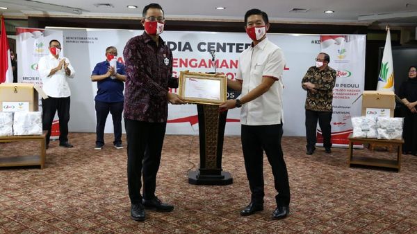 75 Ribu Masker untuk Perangi COVID-19