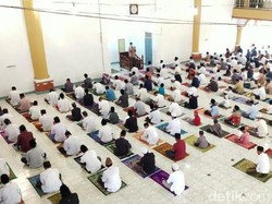 Ini Alasan Santri dan Warga Salat Idul Adha Terpisah di Ponpes Tebuireng