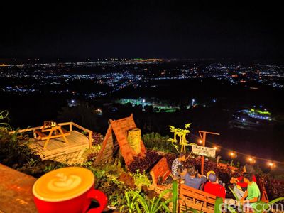 Foto: Puncak Waja Kopi di Kaki Gunung Ciremai