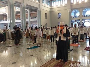 Umat Muslim Jambi Boleh Salat Id di Masjid-Lapangan Terbuka