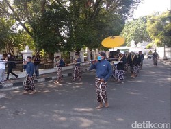 Tak Ada Garebeg Besar Tahun Ini, Keraton Yogya Bagikan Ubarampe