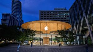 Melihat Apple Store Terbesar di Thailand yang Baru Buka