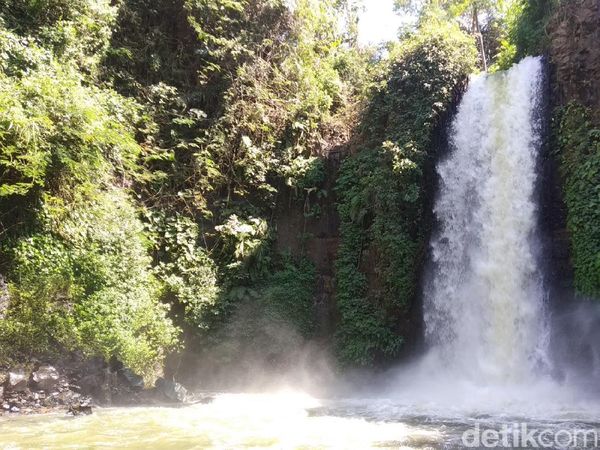 Curug Bangkong di Kuningan yang Penuh Mitos