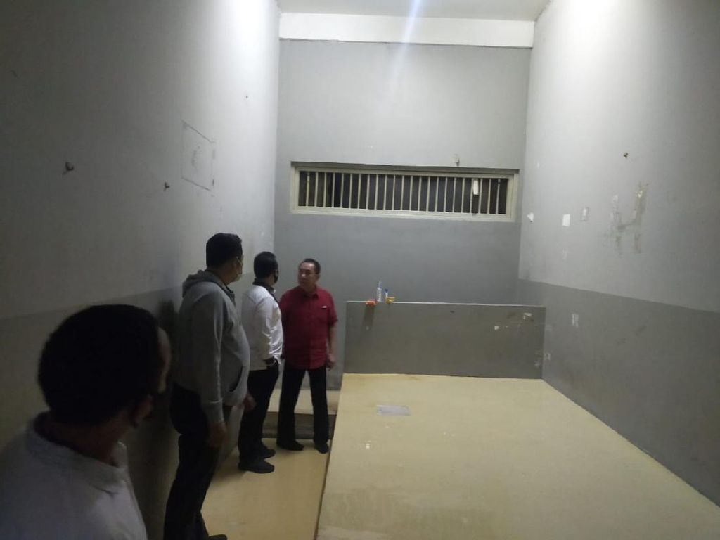Penampakan Sel Tahanan Djoko Tjandra dan Brigjen Prasetijo Utomo Penampakan Sel Tahanan Djoko Tjandra dan Brigjen Prasetijo Utomo