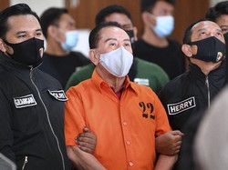 Polri Sebut Serah Terima Djoko Tjandra Dilakukan di Atas Pesawat