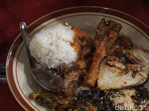 Makanan Favorit Kanjeng Sunan Kalijaga Saat Tasyakuran Jamasan Pusaka