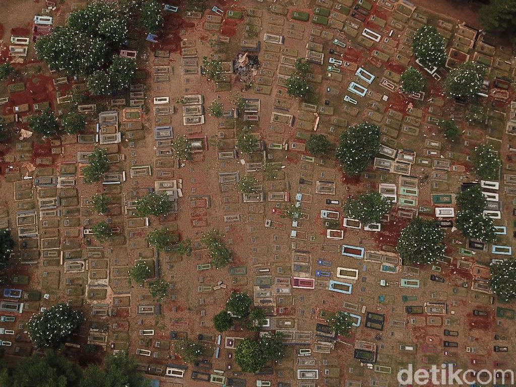 Pemprov DKI Larang Pembukaan Petak Makam Baru Pemprov DKI Larang Pembukaan Petak Makam Baru