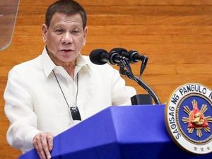 Duterte Larang Penerbangan Domestik, Internasional Dibatasi Duterte Larang Penerbangan Domestik, Internasional Dibatasi