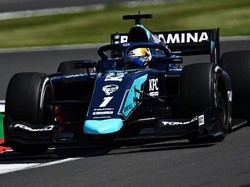 Start ke-16, Sean Gelael Coba Buru Poin di F2 Inggris