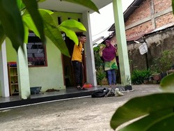 Edo Prank Sampah Baru 2 Bulan Jadi YouTuber, Keluarga Harap Dilepas Polisi