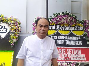 Sopir Ambulans Korban Kecelakaan di Jakbar Anggota Projo, Budi Arie Melayat