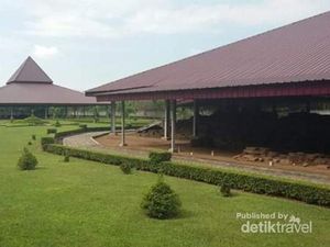 Yang Antimainstream di Mojokerto, Candi Gentong Trowulan