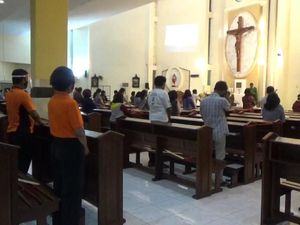 Gereja Katolik di Tulungagung Gelar Misa Tatap Muka dengan Protokol Kesehatan
