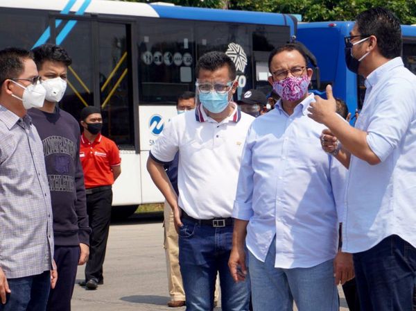 Momen Anies Cek Kesiapan Transjakarta Jelang Ganjil Genap