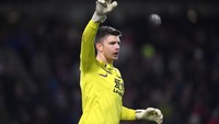 Di posisi kiper ada Nick Pope (Newcastle) (Getty Images)
