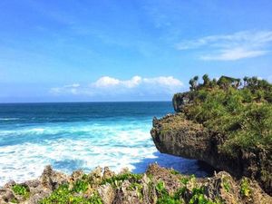Akhir Pekan di Gunungkidul, Coba Bersepeda di Pantai Krakal
