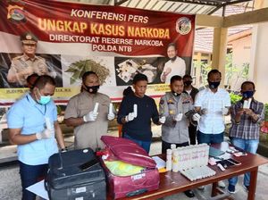 Polisi Tangkap 4 Pengedar Sabu di NTB, 1 Ditembak