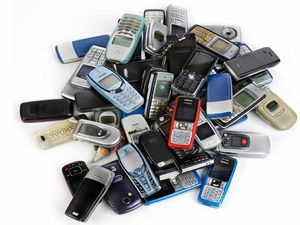 15 Ponsel Ikonik Sepanjang Masa, Pernah Pakai yang Mana? 15 Ponsel Ikonik Sepanjang Masa, Pernah Pakai yang Mana?