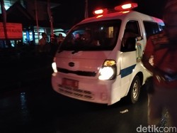 Kebakaran di Gunung Kemendur Balikpapan, 2 Petugas Damkar Dilarikan ke RS