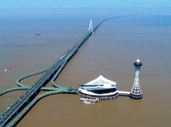 China Bangun Terowongan Kereta Cepat Bawah Laut Terpanjang di Dunia