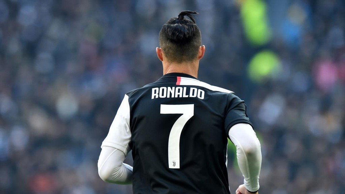 Cristiano Ronaldo dikaitkan dengan PSG, usai agennya bertemu dengan petinggi raksasa Prancis itu. (Foto: (Getty Images/Tullio M. Puglia)