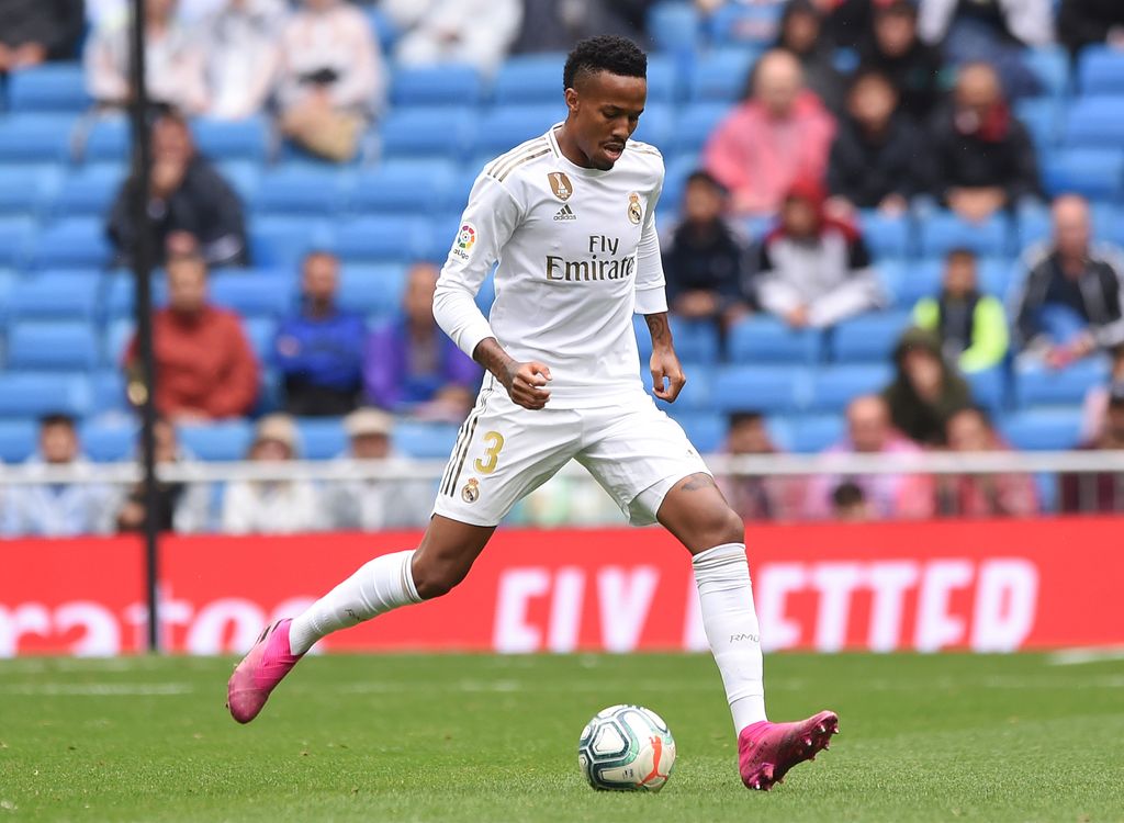 MADRID, SPAIN - SEPTEMBER 14: Eder Militao of Real Madrid controls the ball during the Liga match between Real Madrid CF and Levante UD at Estadio Santiago Bernabeu on September 14, 2019 in Madrid, Spain. (Photo by Denis Doyle/Getty Images)