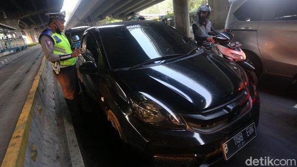 Ganjil Genap Berlaku Lagi Hari Ini