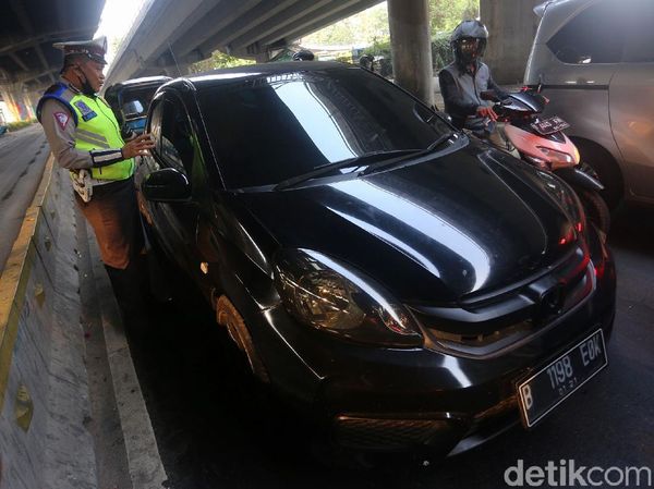 Ganjil Genap Berlaku Lagi Hari Ini