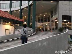 Seorang Anggota DPRD Belitung Dijemput di Hotel karena Positif Corona