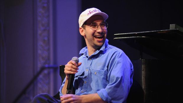 BROOKLYN, NY - OCTOBER 05: Jack Antonoff speaks onstage during the 2018 New Yorker Festival on October 5, 2018 in Brooklyn, New York.   Brad Barket/Getty Images for The New Yorker/AFP