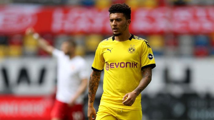 Jadon Sancho DUESSELDORF, GERMANY - JUNE 13: Jadon Sancho of Dortmund is seen during the Bundesliga match between Fortuna Duesseldorf and Borussia Dortmund at Merkur Spiel-Arena on June 13, 2020 in Duesseldorf, Germany. (Photo by Lars Baron/Getty Images)