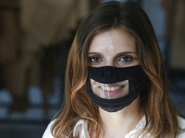 Masker Tembus Pandang yang Ramah Disabilitas