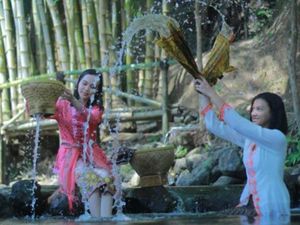 Mengintip Istana Batu Korsih Instagrammable di Majalengka