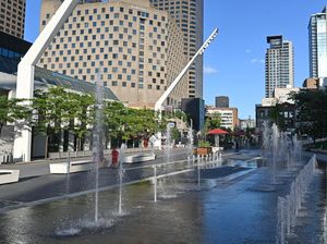 Biasanya Banjir Wisatawan, Montreal Menjelma Jadi Kota Hantu