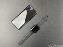 Oppo Watch Goda dengan Desain Kotak