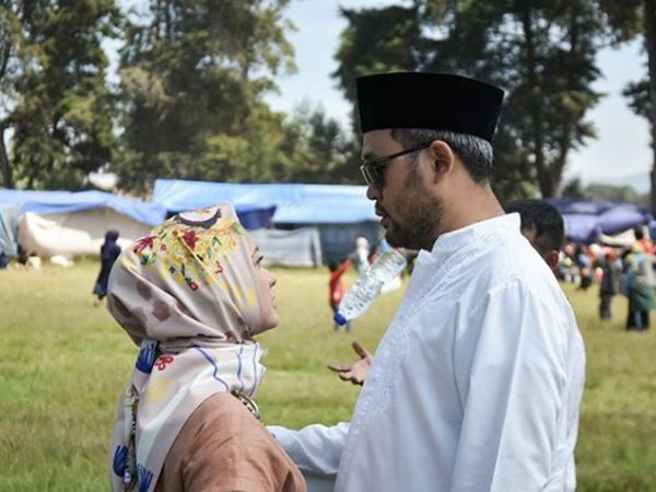 Momen Romantis Rachel Maryam dan Edwin Aprihandono yang 9 Tahun Nikah Siri