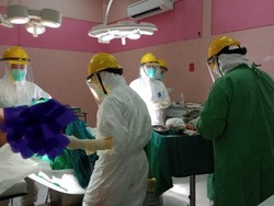 Kabar Baik! Ibu Positif COVID-19 Sukses Lahiran, Bayi Dinyatakan Negatif