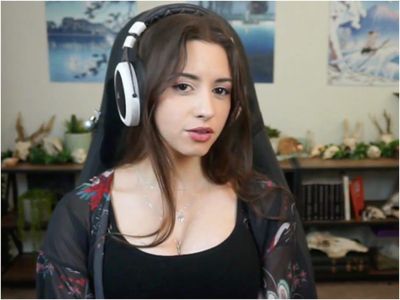 Potret Influencer Cantik yang Mengaku Hidupnya Dihantui Penguntit