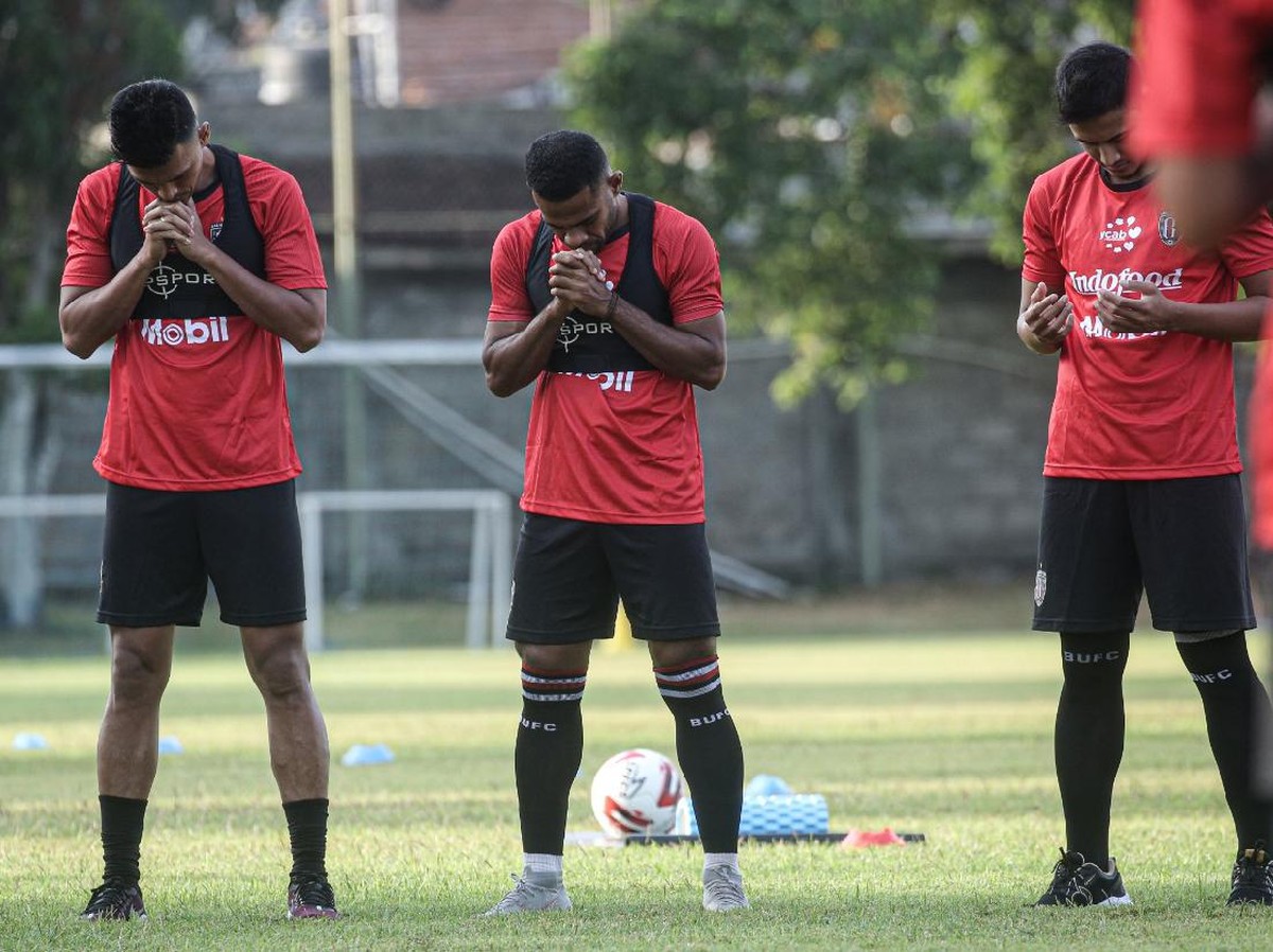 Latihan perdana Bali United digelar dengan protokol kesehatan ketat. (Foto: baliutd.com)