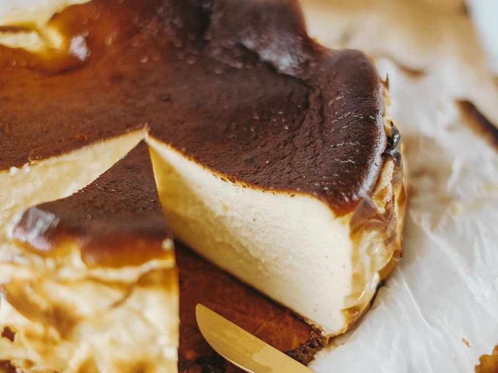 Basque Burnt Cheesecake, Kue Keju Gosong dari Spanyol yang Hits